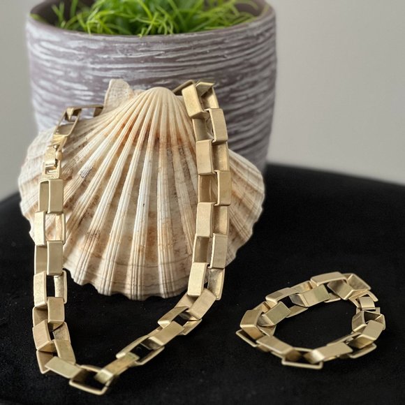 Lia Sophia Necklace & Bracelet Set - Picture 1 of 6